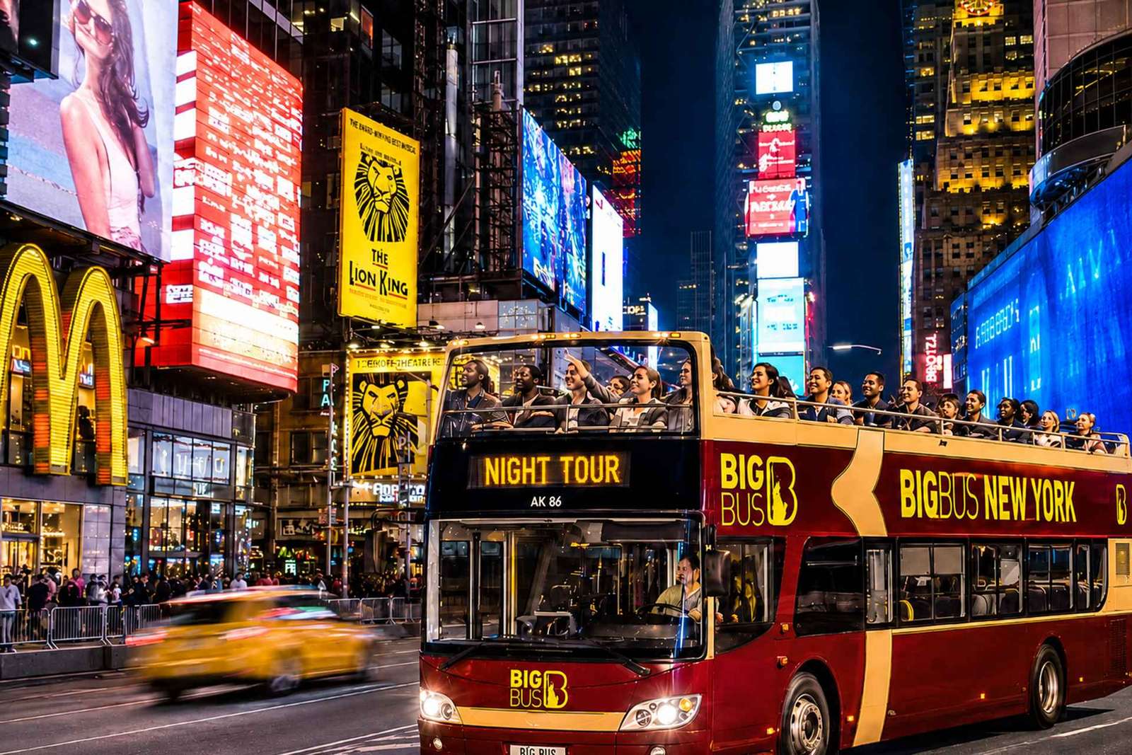 Nocna wycieczka autobusem po Nowym Jorku, dach otwarty