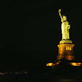NYC: Circle Line 2h Harbor Lights Cruise bez biletu do kasy biletowej
