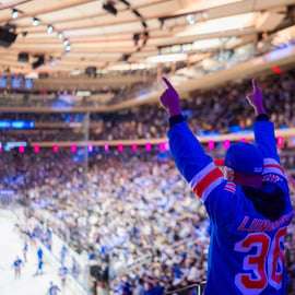 Mecz hokejowy New York Rangers w Madison Square Garden