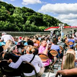 Circle Line: Rejs po liściastych lasach Bear Mountain i Oktoberfest w Nowym Jorku