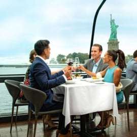 NYC: Luksusowy brunch, lunch lub kolacja podczas rejsu po porcie